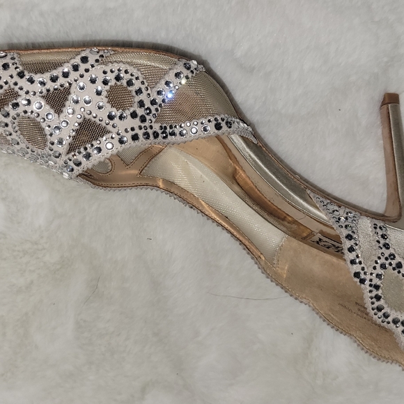 Badgley Mischka Marissa Ivory pumps size 10 - USED 1 TIME - Picture 6 of 9